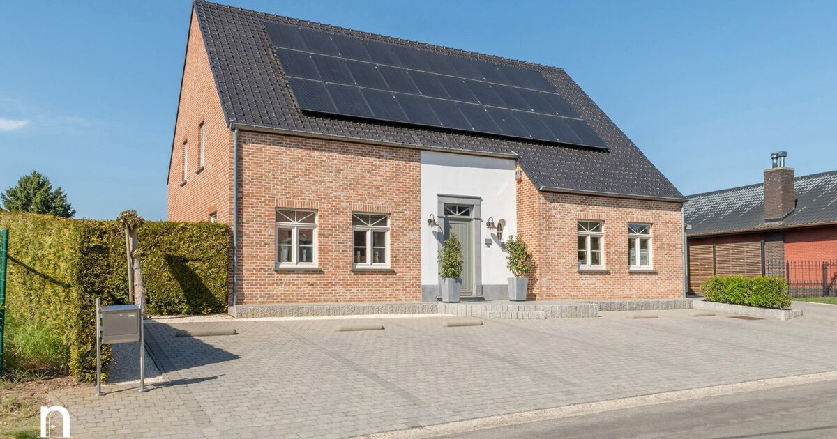 Gebouw voor gemengd gebruik te koop in Beringen