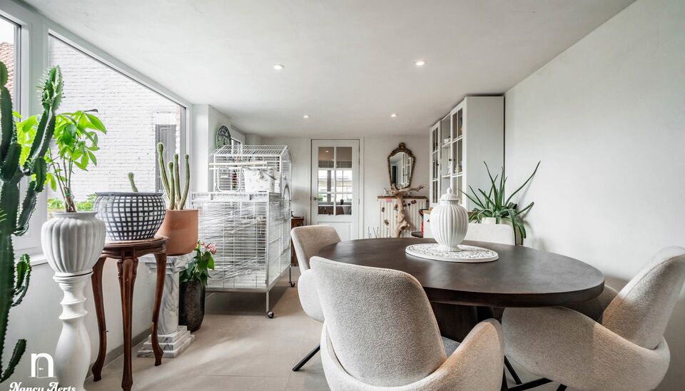 (Benedenverdieping) - EETKAMER [3855931]