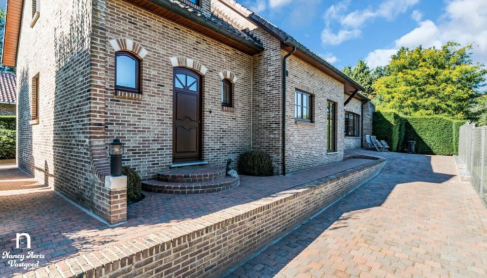 Villa te koop in Genk